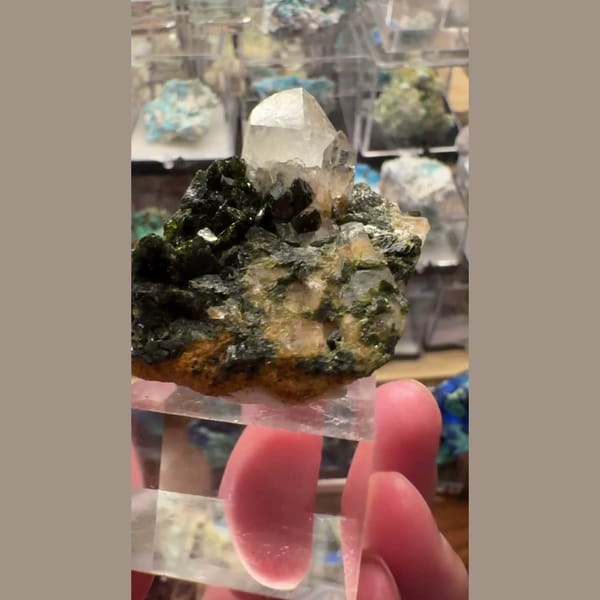 Garden Quartz with Epidote Sichuan 5.0 cm — complete view