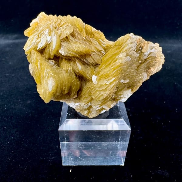 Yellow-Green Siderite Cluster 6.0 cm — alternate view