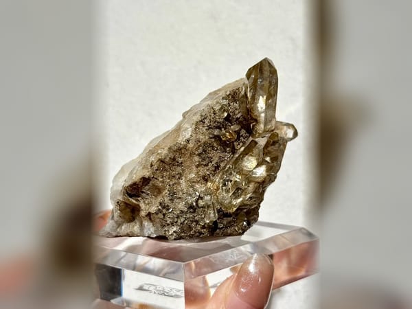 Hashupi Quartz Crystal Cluster 134 g, Pakistan, Bright Natural Mineral Specimen — alternate view