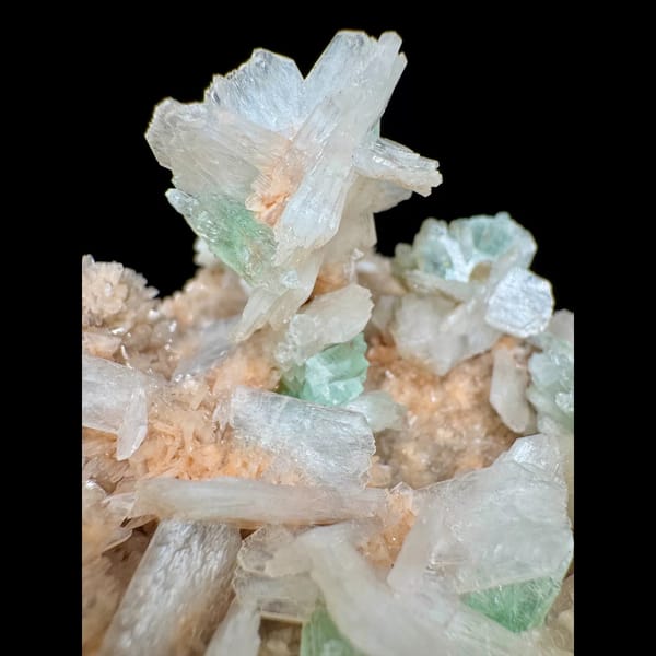 White Apophyllite with Green Apophyllite India 9.0 cm — complete view