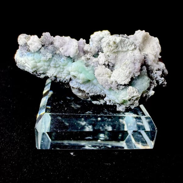 White and Pale Blue Creedite with Purple Guizhou 4.3 cm — alternate view