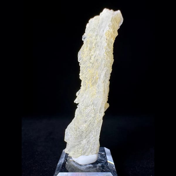 Slender White Bladed Quartz 7.0 cm — alternate view