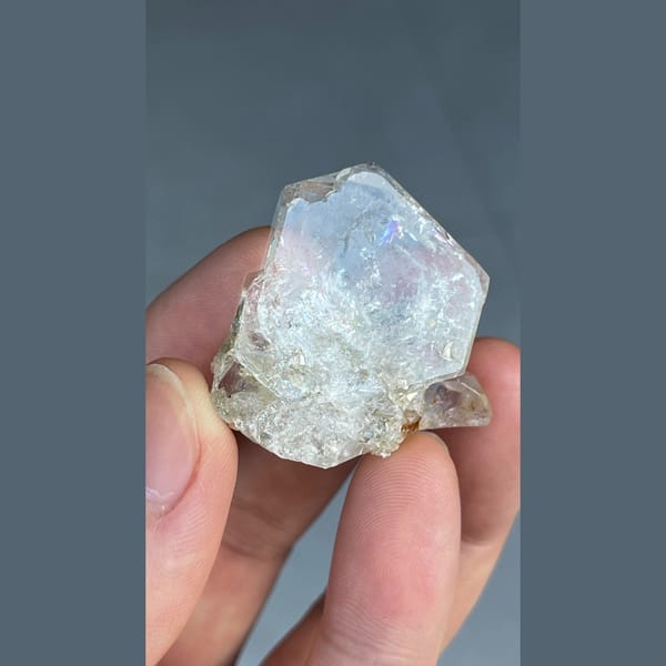 Pale blue tabular aquamarine from Xuebaoding — complete view