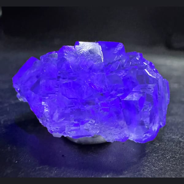 Stepped Phantom Fluorite Yaogangxian 2.5 cm — complete view