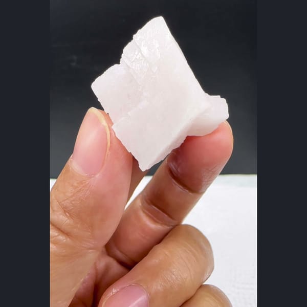 Pale Pink Dolomite Crystal Yaogangxian 3.2 cm — detail view