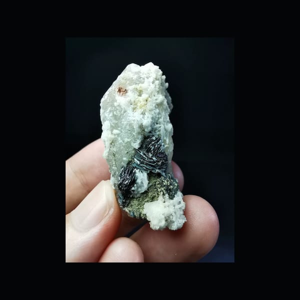Quartz with white calcite and specular hematite rosettes — complete front view of exact specimen