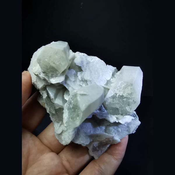 Quartz cluster with sparkling white calcite plates — alternate view