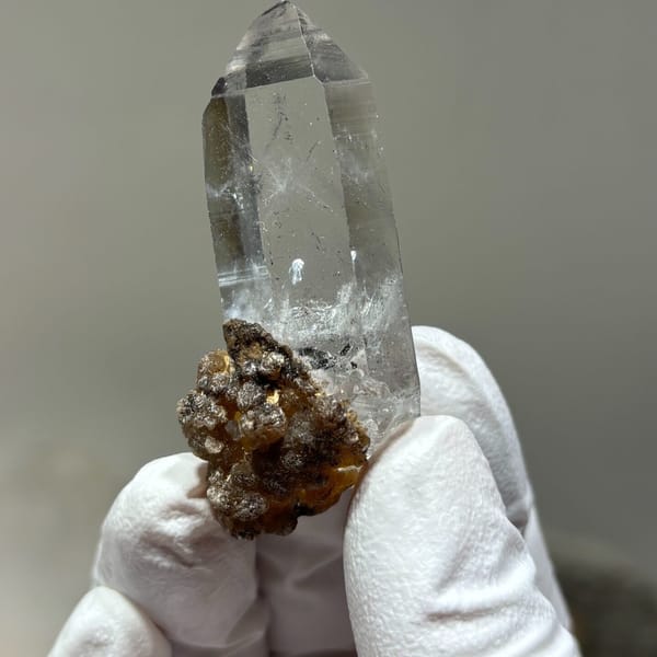 Quartz with Calcite Jinkouhe 5.3 cm — alternate view