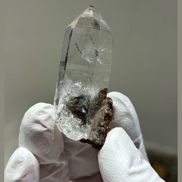 Quartz with Calcite Jinkouhe 5.3 cm — detail view
