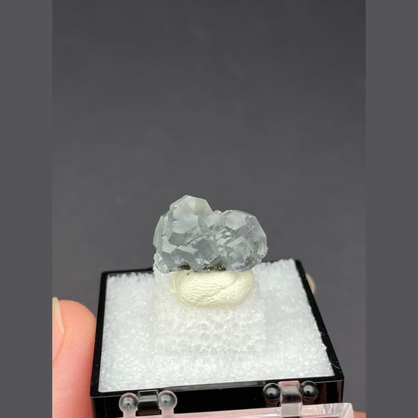 Small bright pale green fluorite from Fujian — alternate view