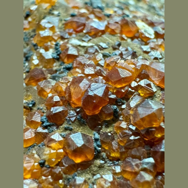 Smoky Quartz with Orange Garnet 5.5 cm — detail view
