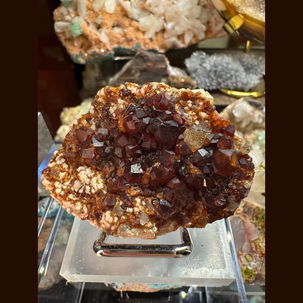 Wine-Red Garnet Cluster Fujian 5.5 cm — alternate view