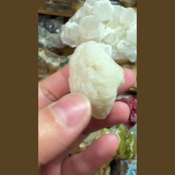 Small Quartz Geode Morocco 4.0 cm — alternate view