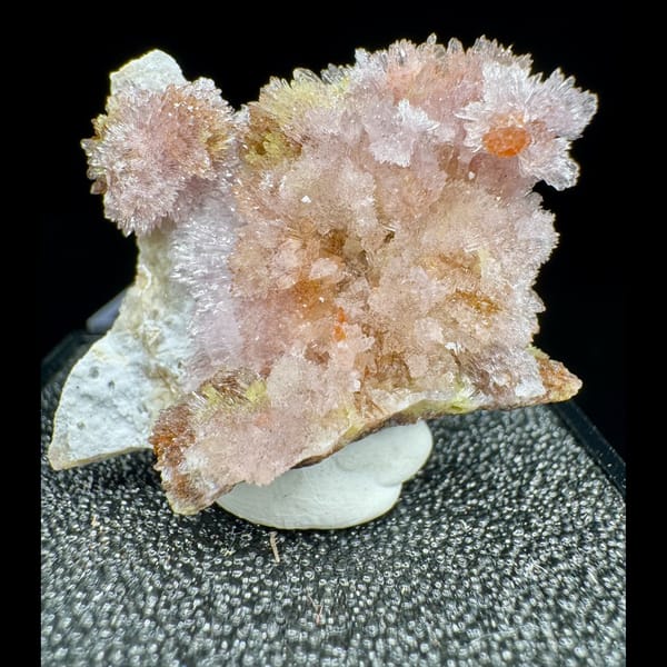 Pink-White Creedite with Yellow 3.5 cm — complete view