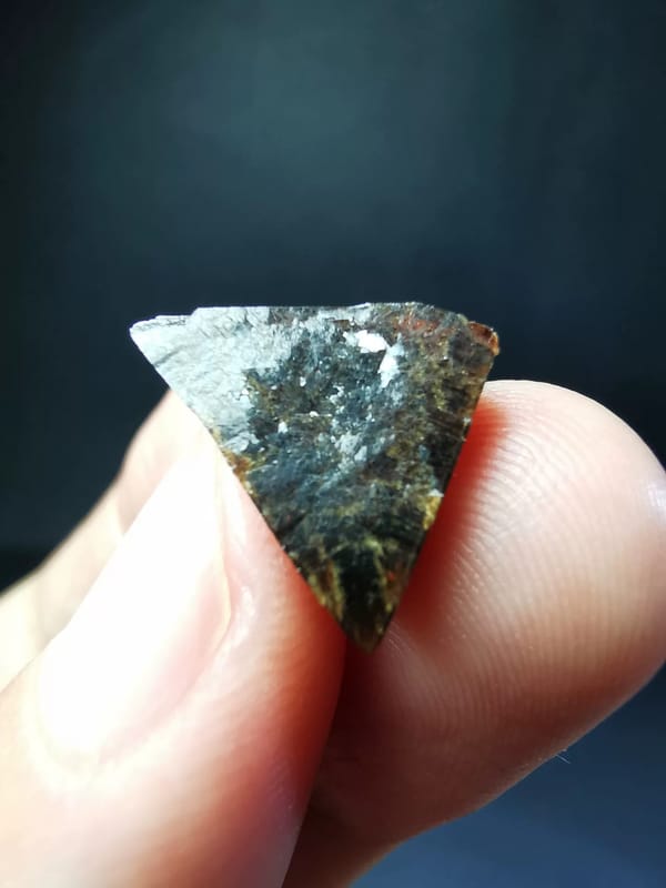 Complete opposite face of the brown garnet crystal