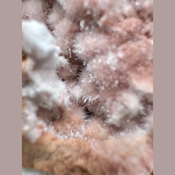 Pink Fuzzy Gypsum Nest 3.5 cm — alternate view