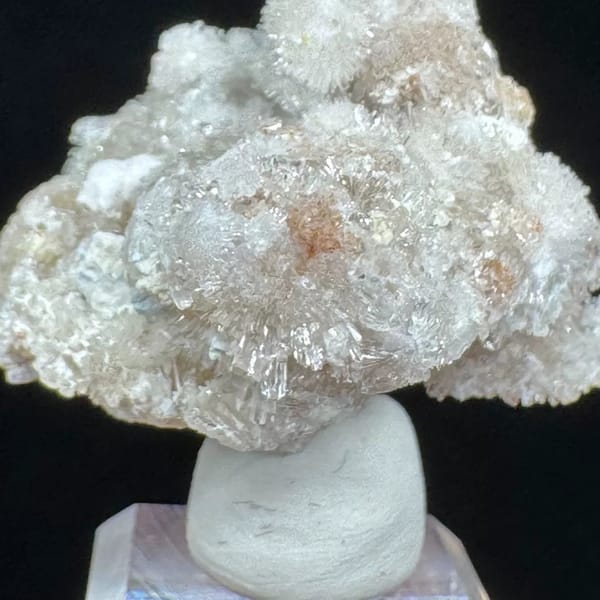 Creedite crystal cluster from Guizhou, 3.5 cm across, raw mineral specimen, photo 2 of 8