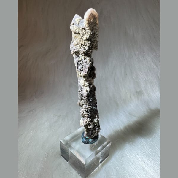 Quartz crystal from Inner Mongolia, 8.5 cm across, raw mineral specimen, photo 2 of 6