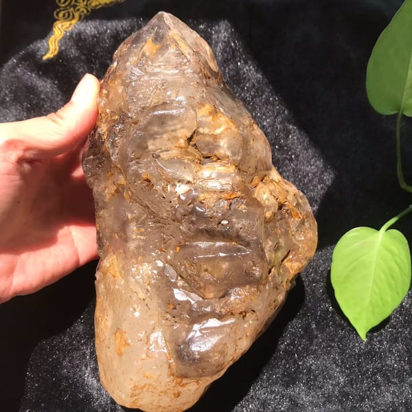 Side profile of the Madagascar crystal with a milky lower section