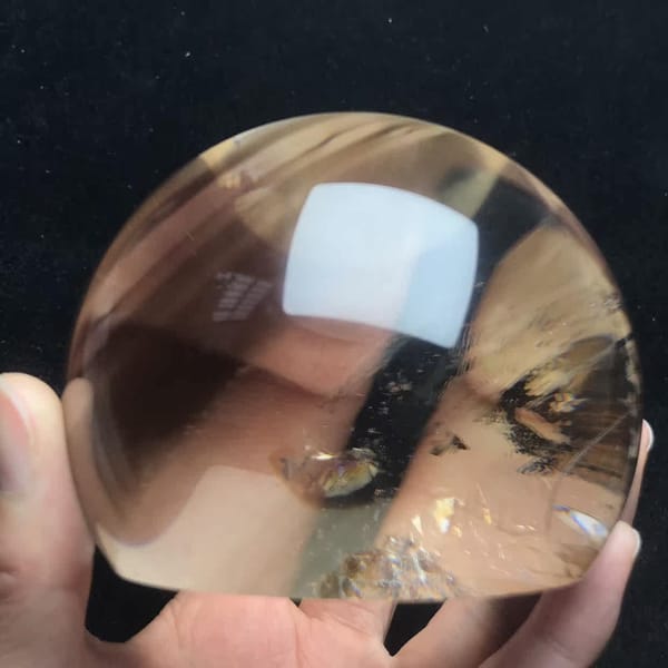 Smoky half sphere with a small inclusion and soft shading