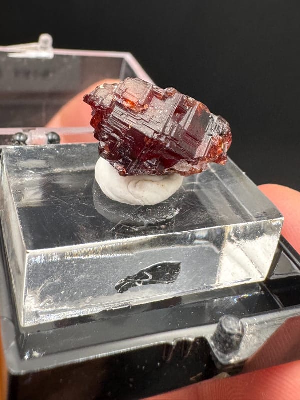 Garnet from Pakistan, individual mineral specimen view 2