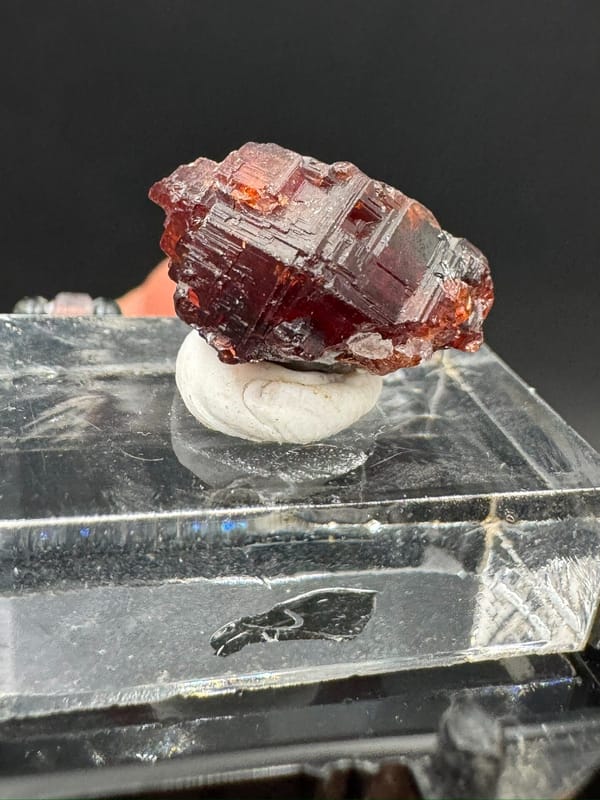 Garnet from Pakistan, individual mineral specimen view 8
