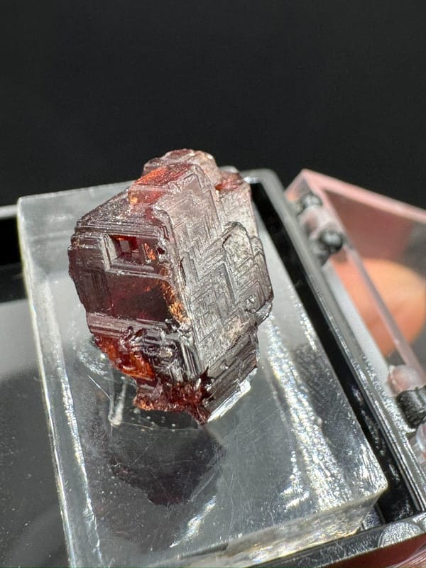 Garnet from Pakistan, individual mineral specimen view 9