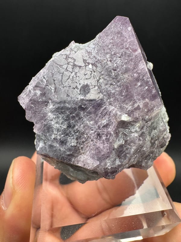 Spinel from Myanmar, individual mineral specimen view 2