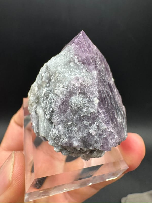 Spinel from Myanmar, individual mineral specimen view 6