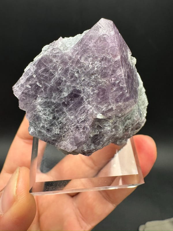 Spinel from Myanmar, individual mineral specimen view 7