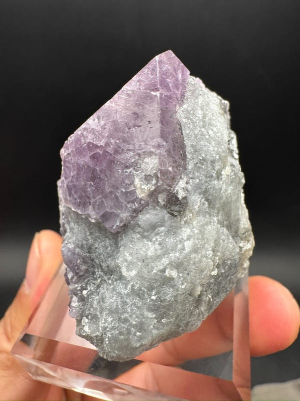 Spinel from Myanmar, individual mineral specimen view 8