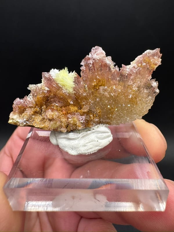 Gearksutite from Guizhou, China, individual mineral specimen view 1