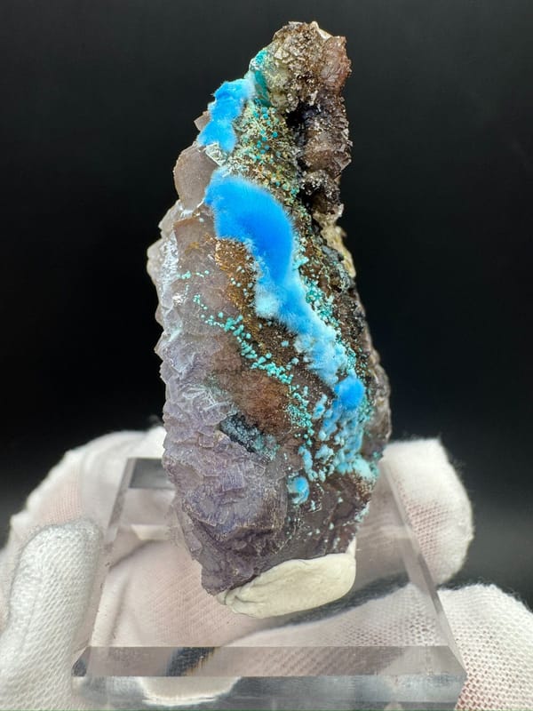 Cyanotrichite from Guizhou, China, individual mineral specimen view 1