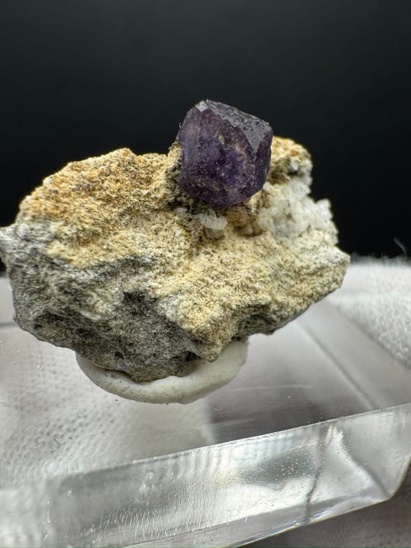 Fluorite from Fujian, China, individual mineral specimen view 7