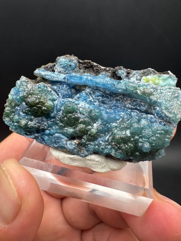 Plumbogummite from Guangxi, China, individual mineral specimen view 3