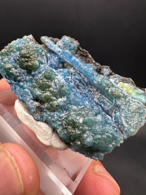 Plumbogummite from Guangxi, China, individual mineral specimen view 4