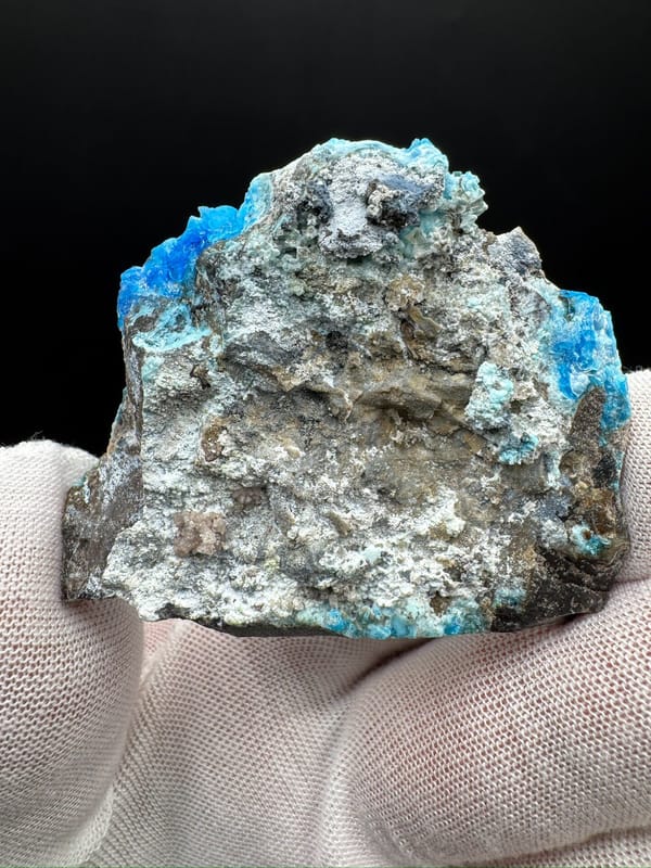 Gibbsite from Guizhou, China, individual mineral specimen view 5