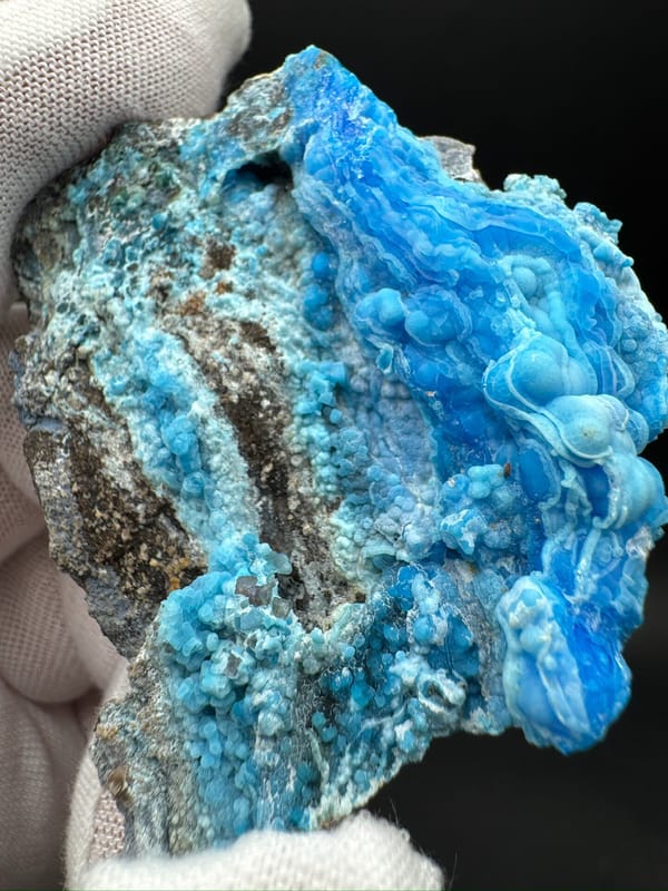 Gibbsite from Guizhou, China, individual mineral specimen view 7
