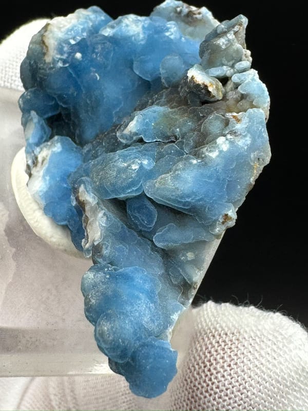 Plumbogummite from Guangxi, China, individual mineral specimen view 7