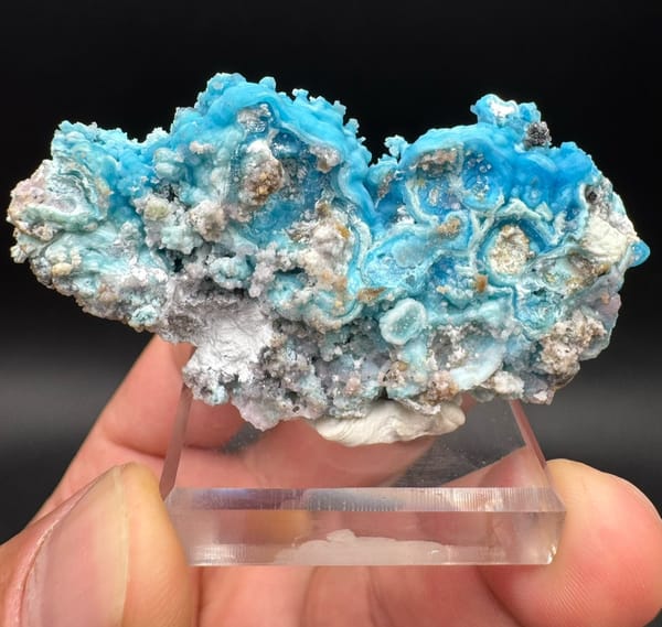 Gibbsite from Qinglong Co., Guizhou, China, individual mineral specimen view 1
