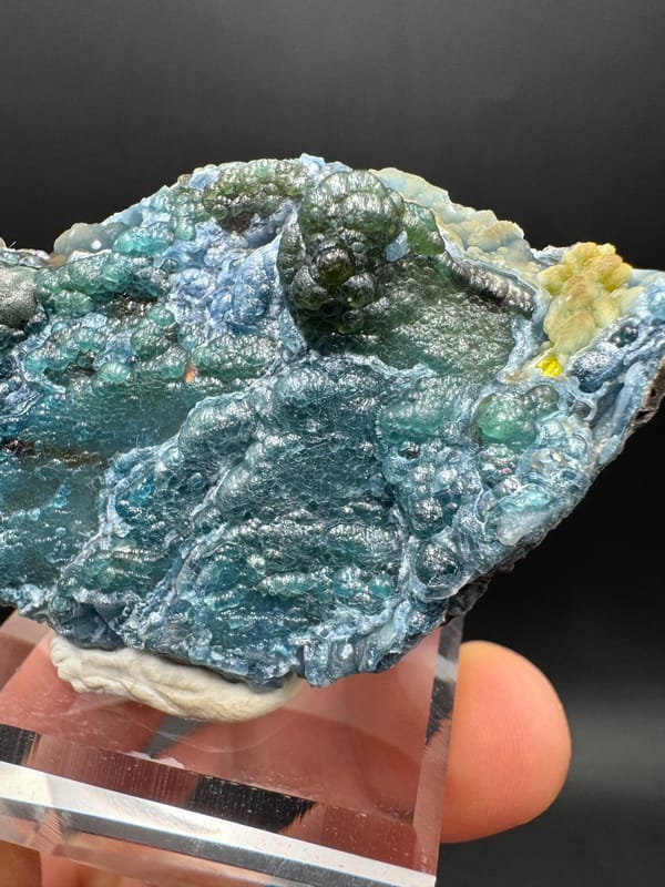Plumbogummite from Guilin, Guangxi, China, individual mineral specimen view 2
