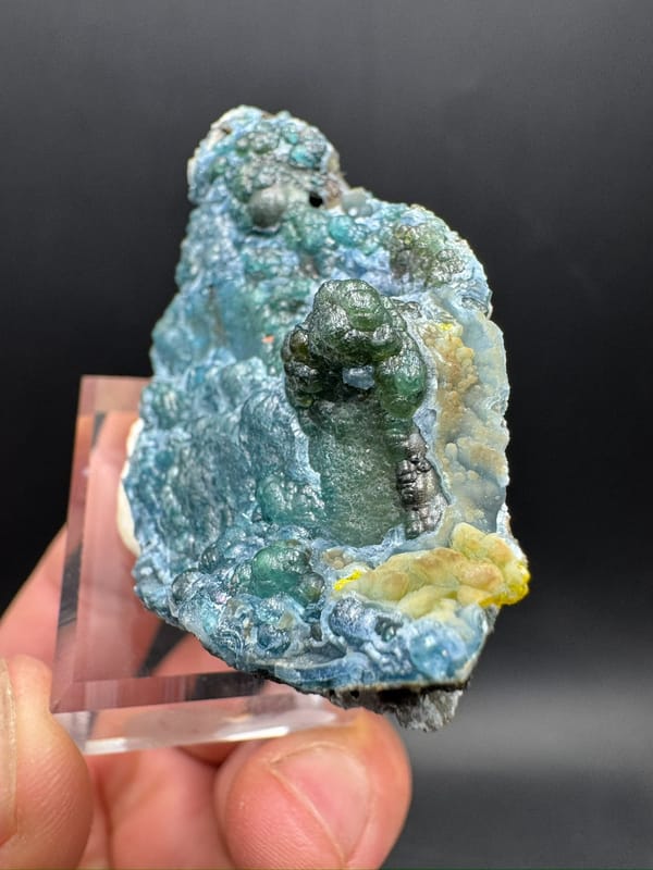 Plumbogummite from Guilin, Guangxi, China, individual mineral specimen view 6