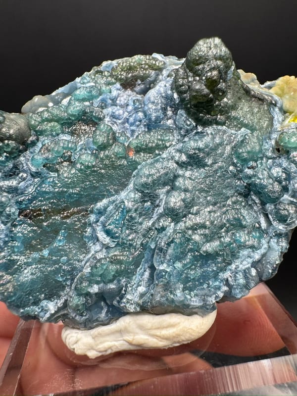 Plumbogummite from Guilin, Guangxi, China, individual mineral specimen view 8