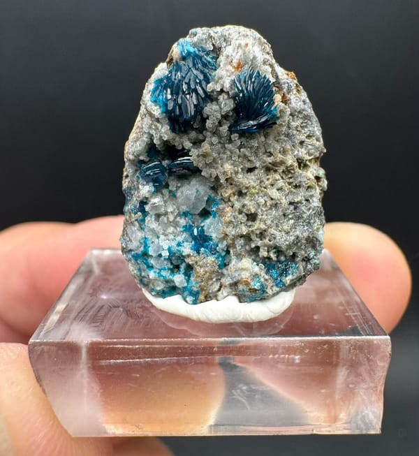 Veszelyite from Yunnan, China, individual mineral specimen view 1