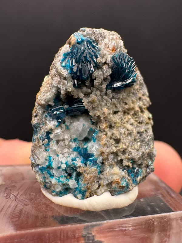 Veszelyite from Yunnan, China, individual mineral specimen view 2