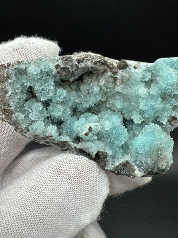 Hemimorphite from Ruyuan, Guangdong, China, individual mineral specimen view 5