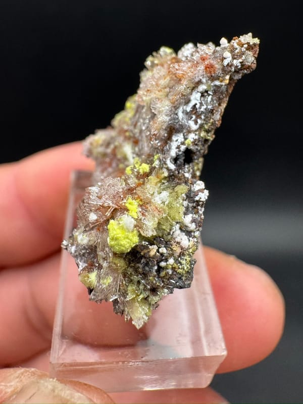 Creedite from Qinglong Co., Guizhou, China, individual mineral specimen view 6