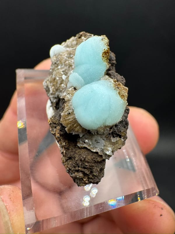 Hemimorphite from USA, individual mineral specimen view 4