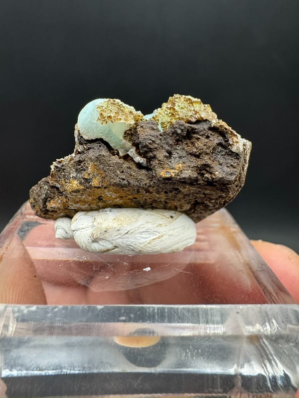 Hemimorphite from USA, individual mineral specimen view 7