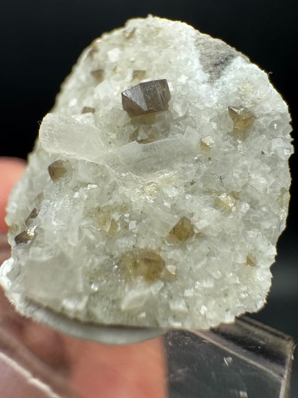 Scheelite from Yaogangxian Mine, Yizhang Co., Hunan, China, individual mineral specimen view 3
